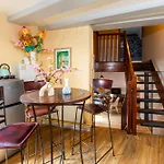 Au Vieux Porche Apartment