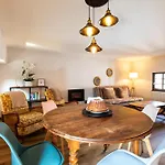 Au Vieux Porche Apartment *
