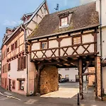 Au Vieux Porche Apartment *